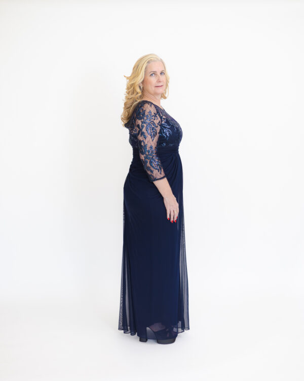 Adriana Papell marino gown - Imagen 2