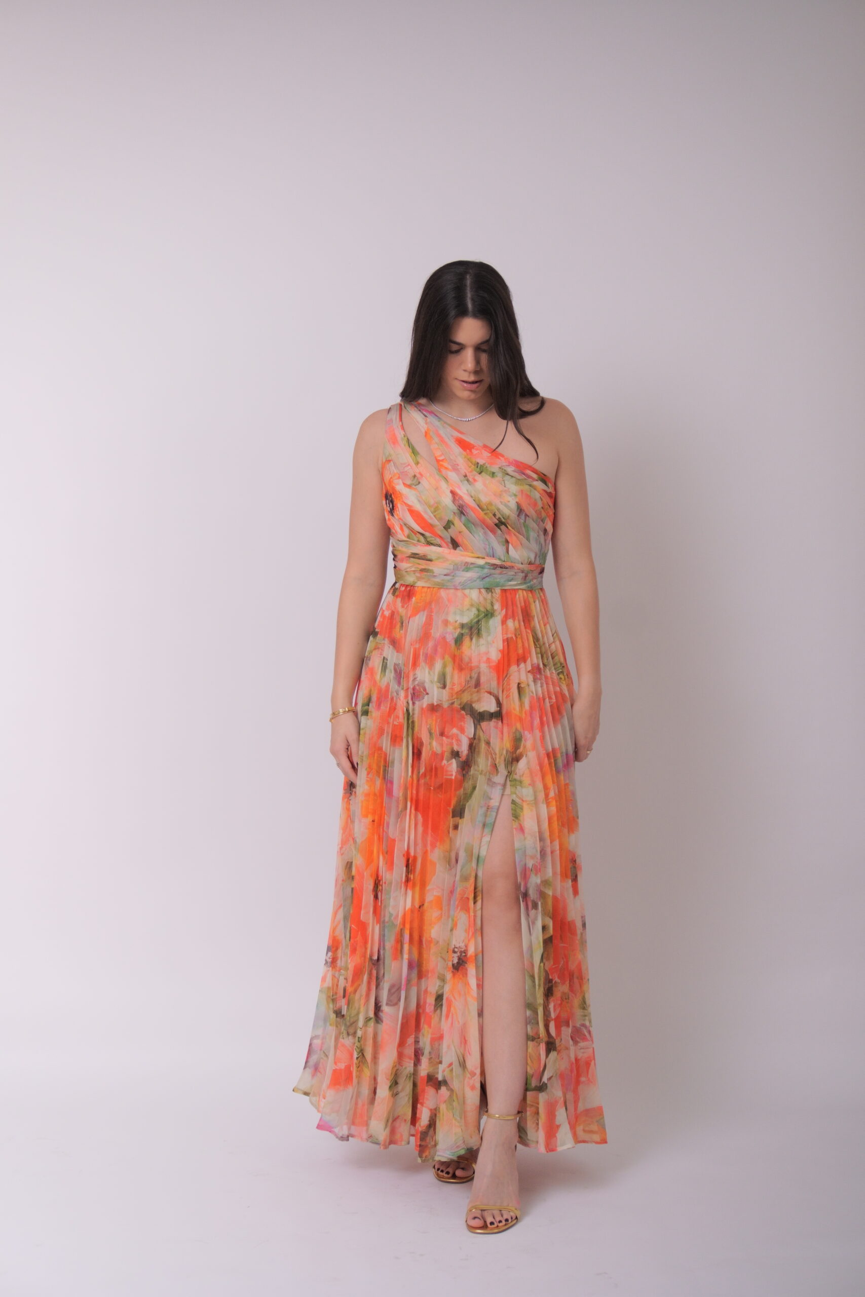 Marchesa Notte one shoulder naranja con flores - Imagen 5
