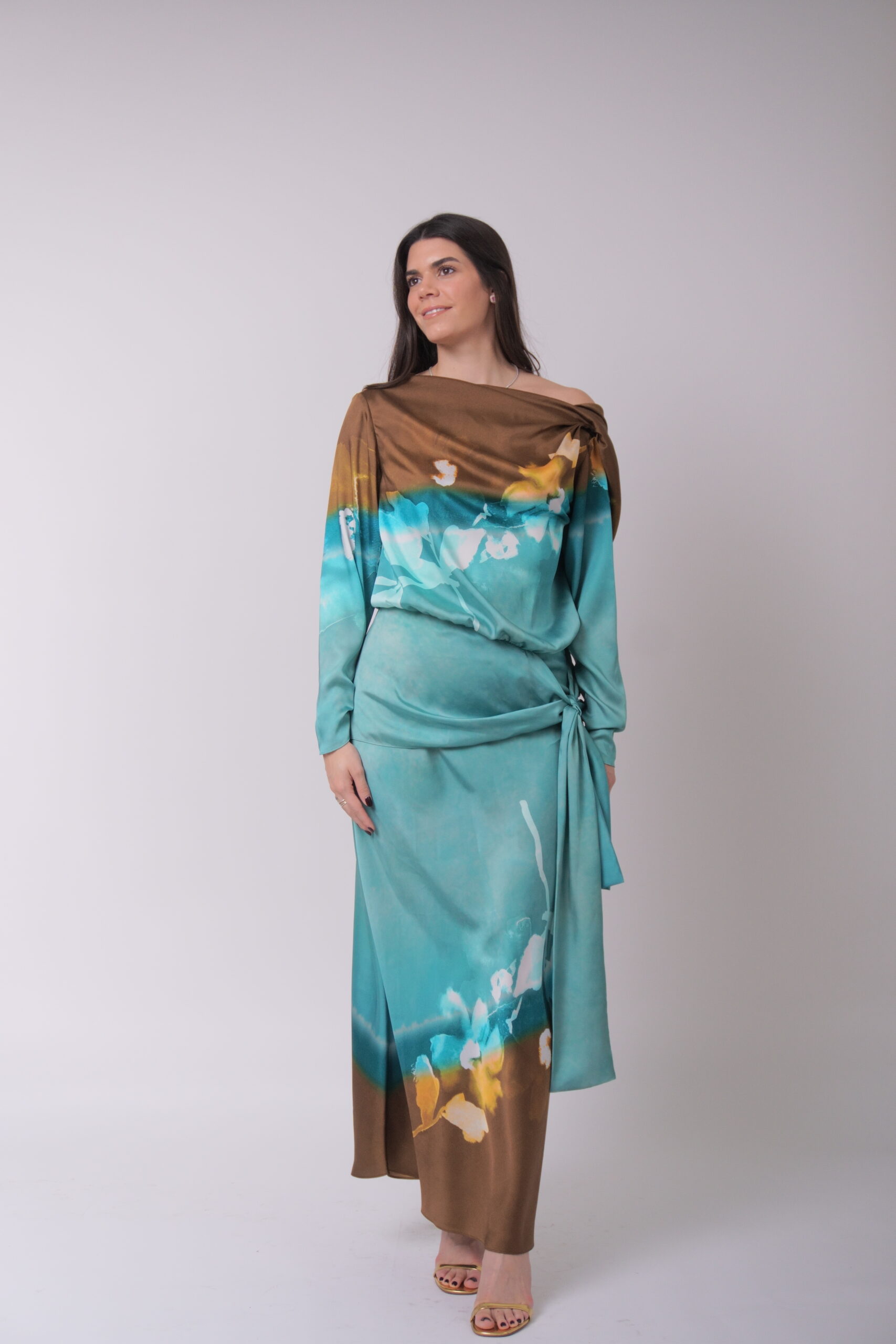 Purificacion Garcia acuarela turquesa satin