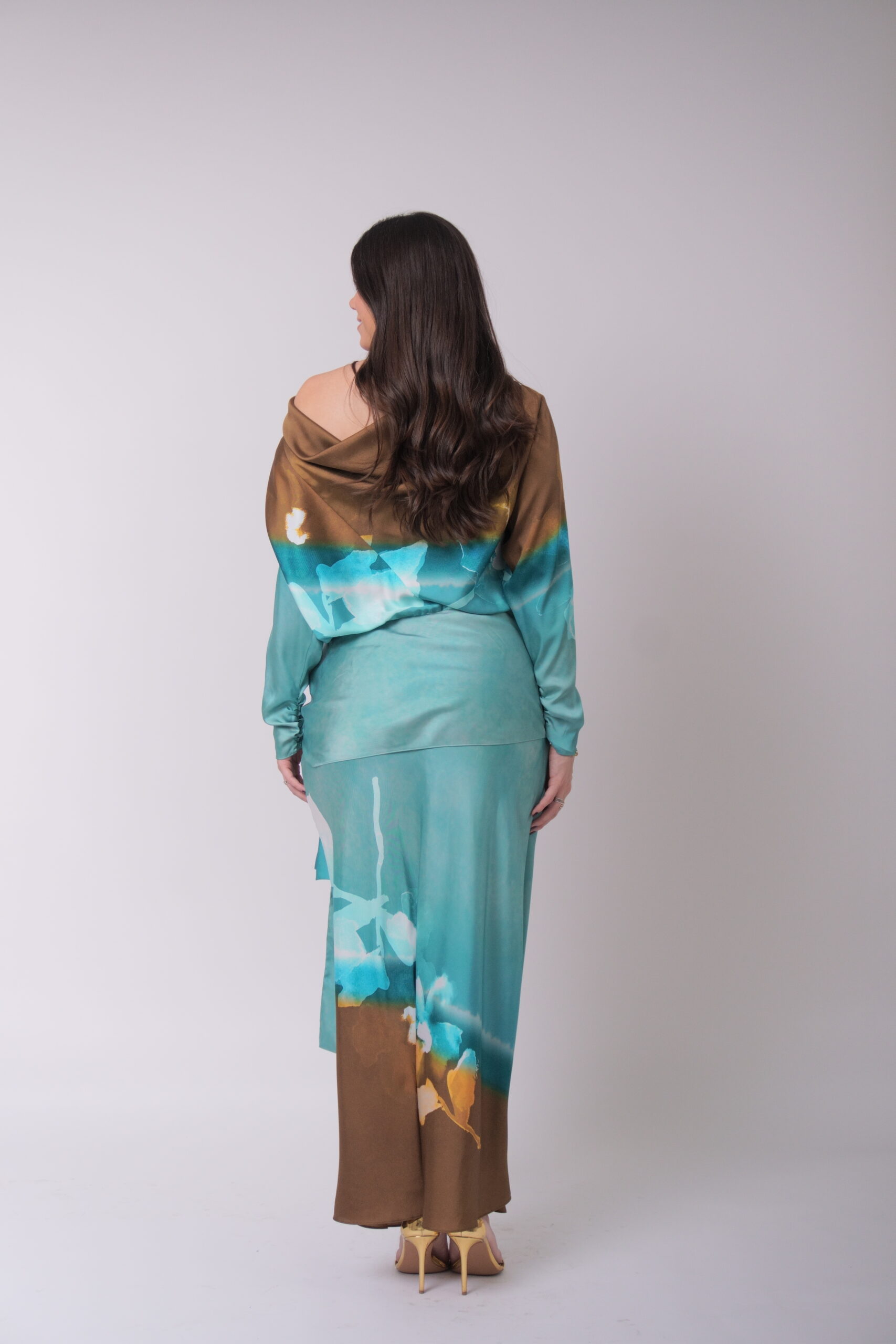 Purificacion Garcia acuarela turquesa satin - Imagen 3
