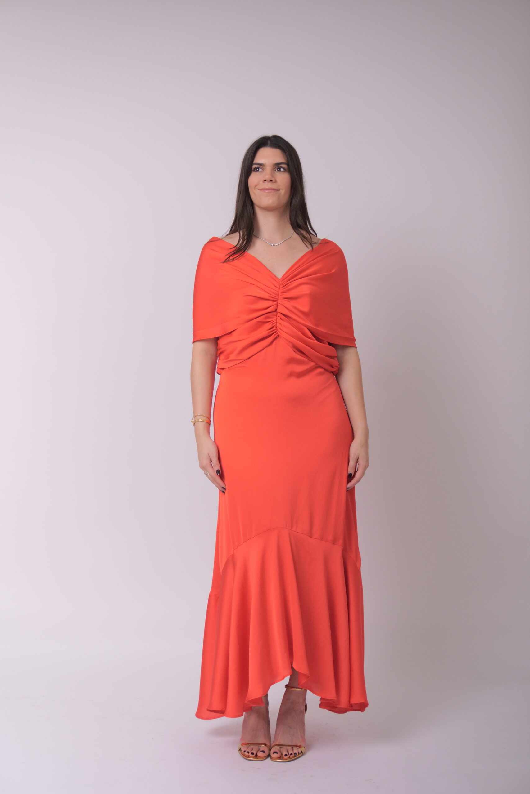 Cardie coral con escote drapeado