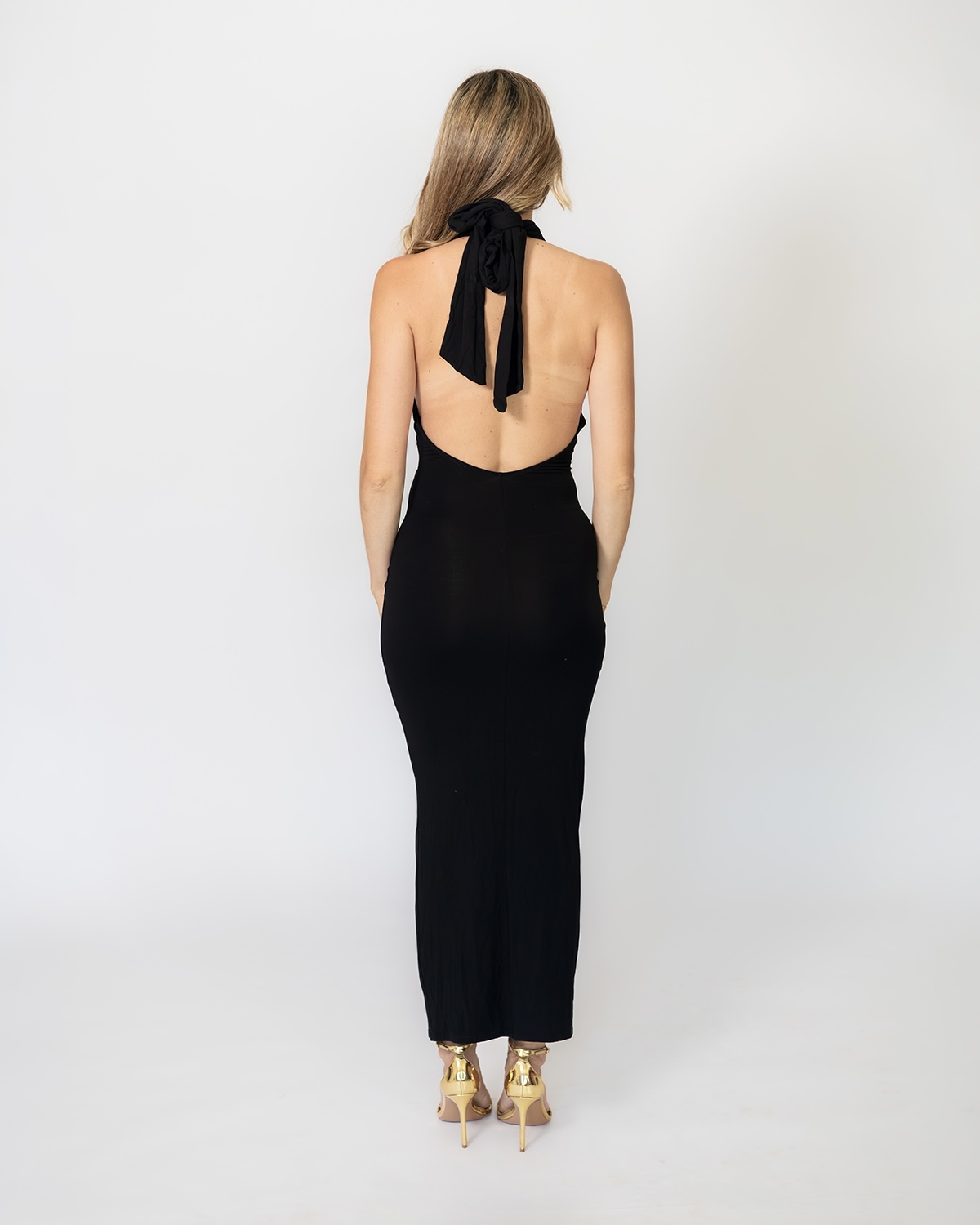 Vestido Noah negro halter - Imagen 3